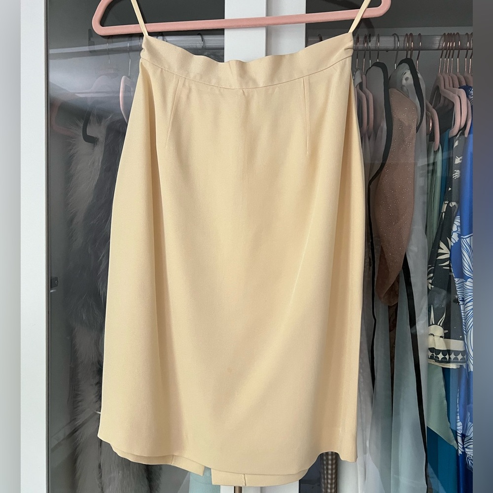 Butter Yellow 100% SILK Bloomingdale’s skirt